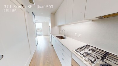 37 L St SE in Washington, DC - Building Photo - Building Photo