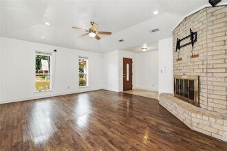 4811 Algernon Dr in Spring, TX - Building Photo - Building Photo