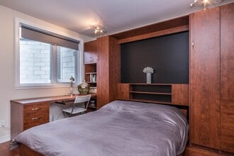 825 René-Lévesque Boul E in Montréal, QC - Building Photo - Building Photo