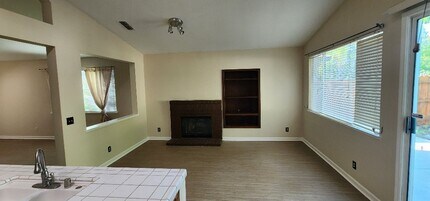 902 Rathbone Cir in Folsom, CA - Building Photo - Building Photo