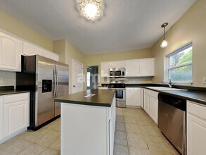 16938 Cedar Creek Ln in Noblesville, IN - Building Photo - Building Photo