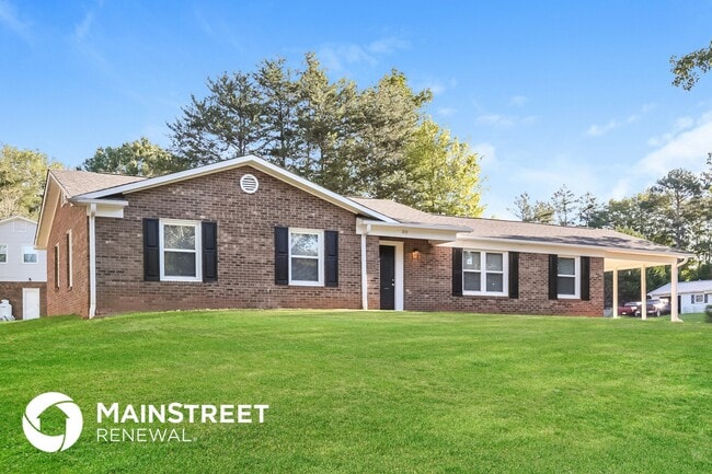 310 Rolling Hills Ln in Mocksville, NC - Building Photo - Building Photo