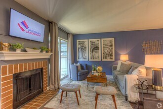 2701 Briarpark Dr in Houston, TX - Building Photo - Building Photo