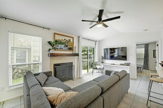 3605 Leafield Dr in Austin, TX - Building Photo - Building Photo