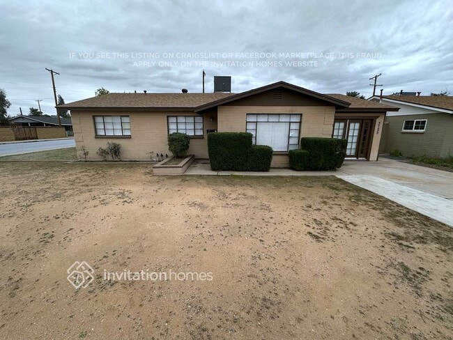 property at 3725 E Sheridan St