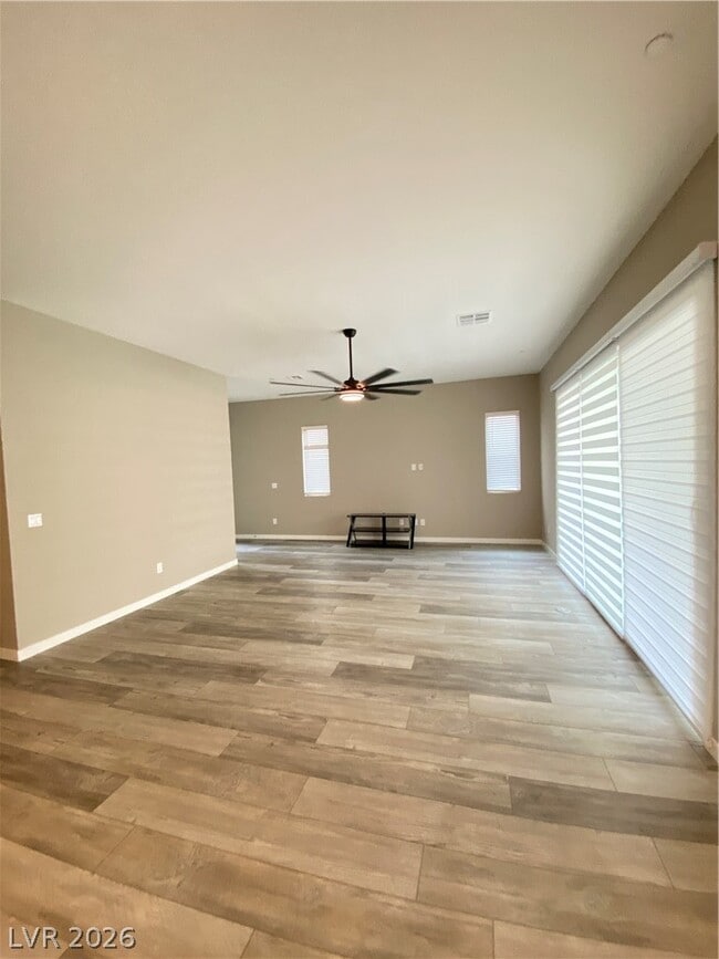 695 Daylight Ridge Ct in Henderson, NV - Building Photo - Building Photo