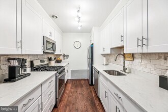 335 N St SW in Washington, DC - Building Photo - Building Photo