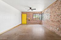 2530 E Devonshire Ave in Phoenix, AZ - Building Photo - Building Photo