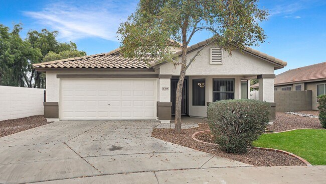 15709 W Linden St in Goodyear, AZ - Building Photo - Building Photo