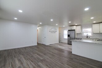 608 Torbett St in Richland, WA - Building Photo - Building Photo