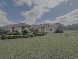 11435 SW 140th Ave in Dunnellon, FL - Building Photo