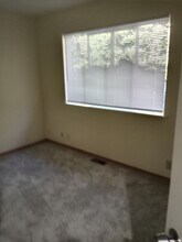 1605 Cedar St in Sandpoint, ID - Foto de edificio - Building Photo