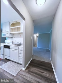 335 E Lancaster Ave photo'