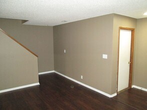 1725 Granada Ln in Lincoln, NE - Building Photo - Building Photo