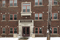 Brooklyn Manor in Cleveland, OH - Foto de edificio - Building Photo