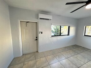 5020 E 10th Ave in Hialeah, FL - Building Photo - Building Photo