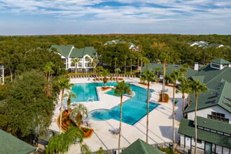 Forest Lake in Lutz, FL - Foto de edificio - Building Photo