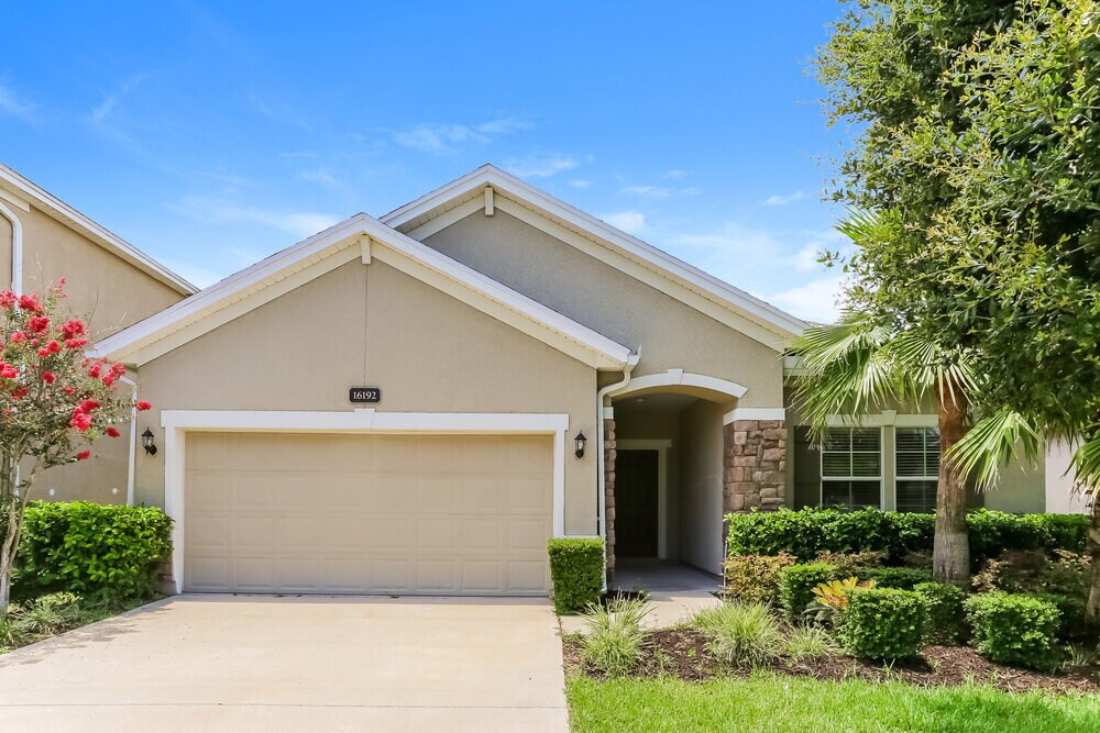 16192 Tisons Bluff Rd in Jacksonville, FL - Building Photo