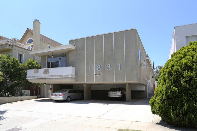 1831 Parnell Ave in Los Angeles, CA - Building Photo - Primary Photo