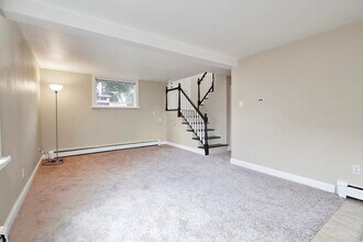 241 Elmwood Dr in Colorado Springs, CO - Building Photo - Building Photo