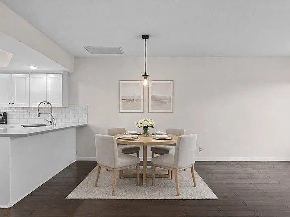 312 N Louise St, Unit Unit 210 in Glendale, CA - Foto de edificio - Building Photo