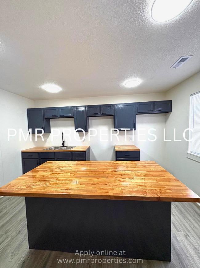 601 N 13th St in St. Joseph, MO - Building Photo - Building Photo