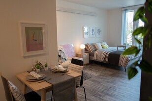 Ori on the Ave Apartments in Seattle, WA - Building Photo