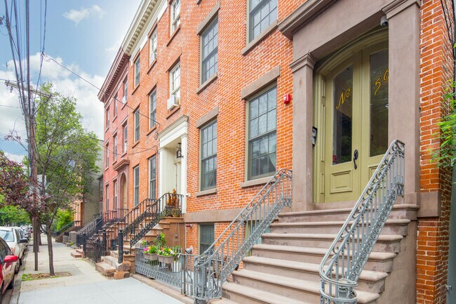 3 Wayne St-Unit -3 in Jersey City, NJ - Foto de edificio - Building Photo