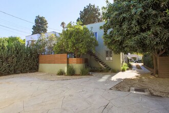 4117 Edenhurst Ave, Unit 4119 in Los Angeles, CA - Building Photo - Building Photo