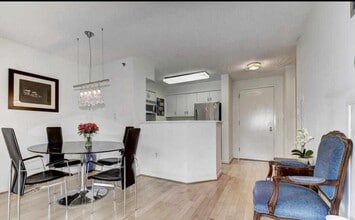 1230 23rd St NW, Unit 712 in Washington, DC - Building Photo - Building Photo