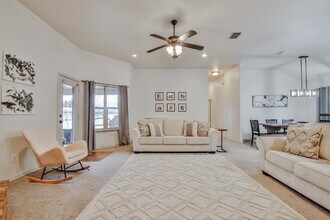 2205 100th St in Lubbock, TX - Building Photo - Building Photo