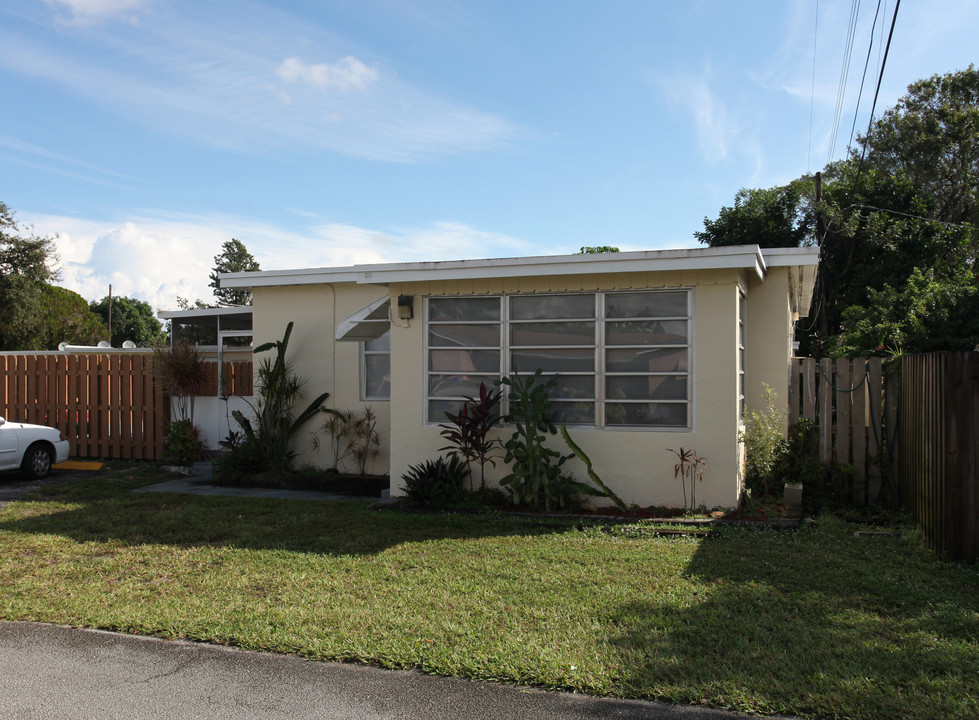 5856 Garfield St in Hollywood, FL - Building Photo