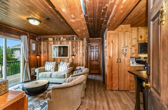 4825 Lerch Rd in Snohomish, WA - Building Photo - Building Photo