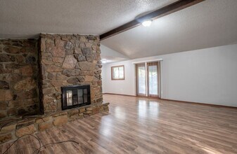 1100 W Queens St in Broken Arrow, OK - Building Photo - Building Photo