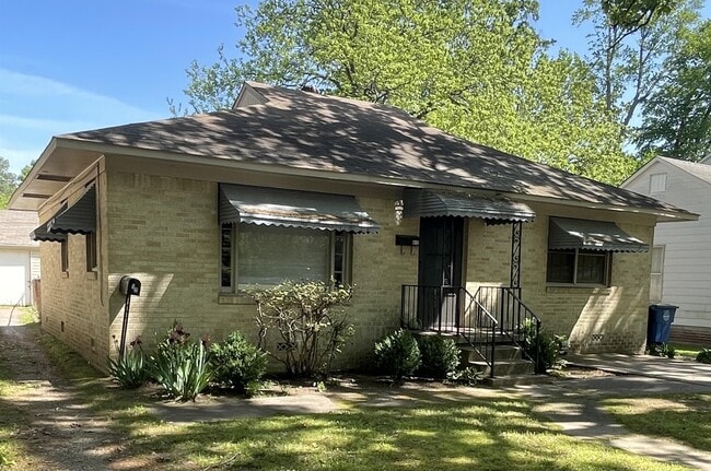 property at 415 W G Ave