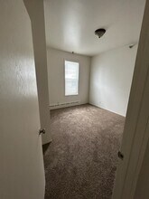 1431 E 1st St, Unit B in Duluth, MN - Foto de edificio - Building Photo