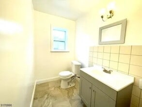 487 Walker Ave in Ewing Township, NJ - Building Photo - Building Photo