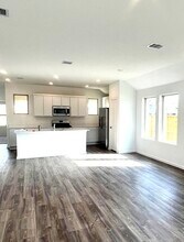 22445 Mountain Pne Dr in New Caney, TX - Building Photo - Building Photo