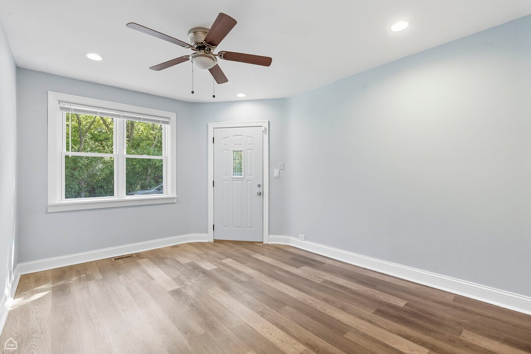 12524 S Wood St, Calumet Park, IL in Calumet Park, IL - Building Photo