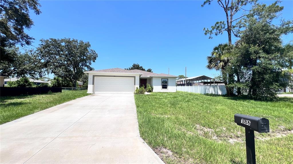 186 Hurtig Ave NW in Palm Bay, FL - Foto de edificio