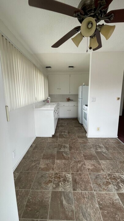 7542 Norton Ave in West Hollywood, CA - Building Photo
