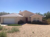 8530 Golden Meadow Dr in Yucca Valley, CA - Building Photo - Building Photo