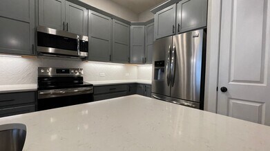 6249 Vernazza Way in Windsor, CO - Building Photo - Building Photo