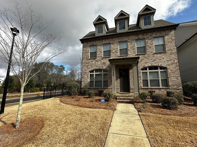property at 610 Central Pk Overlook