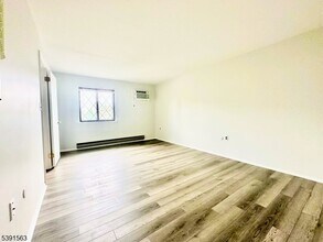 70 Farm Rd in Hillsborough Township, NJ - Building Photo - Building Photo