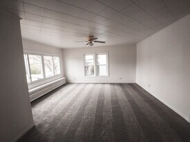 2527 Reed St, Unit 2527 in Erie, PA - Building Photo
