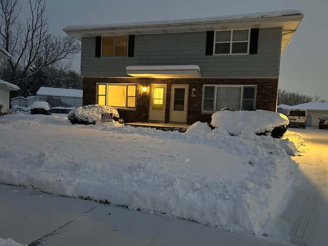 property at 9307 W Manor Ct