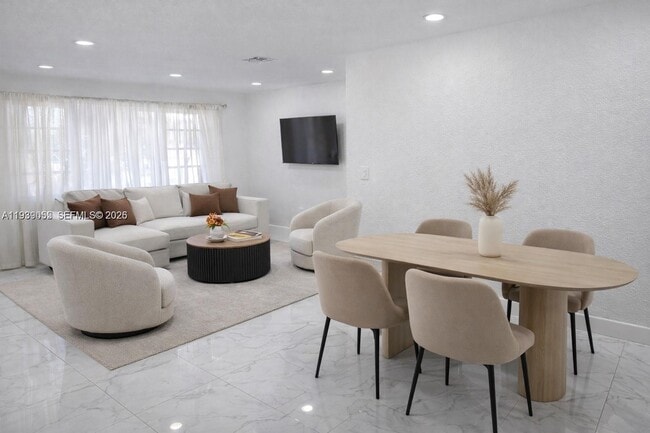 3440 NW 206th St in Miami Gardens, FL - Building Photo - Building Photo