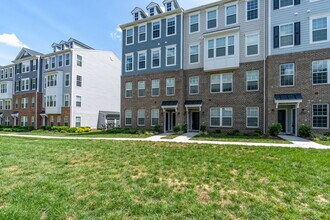 8121 Wistar Creek Dr in Henrico, VA - Building Photo - Building Photo