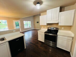 4811 41st Ln SE in Lacey, WA - Building Photo - Building Photo